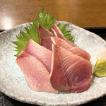 巣鴨ときわ食堂 - 【2022年04月】三重県産ぶり刺身定食＠1,170円、ぶりのアップ。