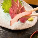 巣鴨ときわ食堂 - 【2022年04月】三重県産ぶり刺身定食＠1,170円、厚みも有って、臭みなく味わい良好でした。