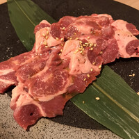 近江うし 焼肉 にくTATSU 青山本店 - 