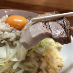 麺処 マゼル - チャーシュー
      