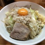 麺処 マゼル - まぜそば塩並盛
      野菜少なめニンニクアブラ有りの味濃いめ
      850円