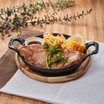 Grass-fried sirloin Steak (200g)