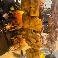 マヌエル タスカ ド ターリョ 丸の内店 - 人気串エスペダーダ4種盛り合せ