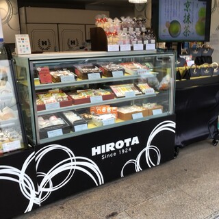 洋菓子のヒロタ_2