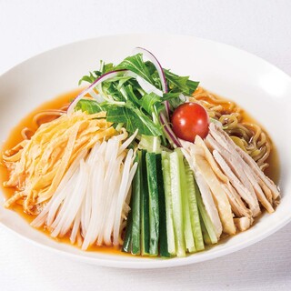 好評の涼麺フェアが人気です！