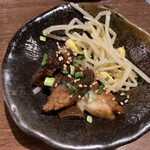 炭焼肉 石田屋。 - つきだし