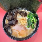 ラーメン 杉田家 - ラーメン並＋のり･きくらげ･玉ねぎ増し