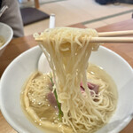 中華飯店 キンサン - のどぐろ塩麺の麺