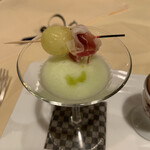 日光金谷ホテル - ハモンセラーノ30ヶ月熟成と静岡産クラウンメロンのジュース