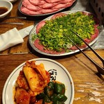 Yakiniku Dondon - 