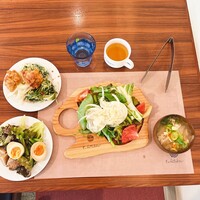 ターンテーブル - 