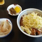 喫茶カムカム - 煮豚丼 600円 税込