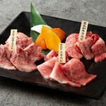 Assortment of 3 pieces of Kuroge Wagyu beef