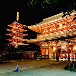丹想庵　健次郎 - ◎浅草寺のライトアップは綺麗だ。