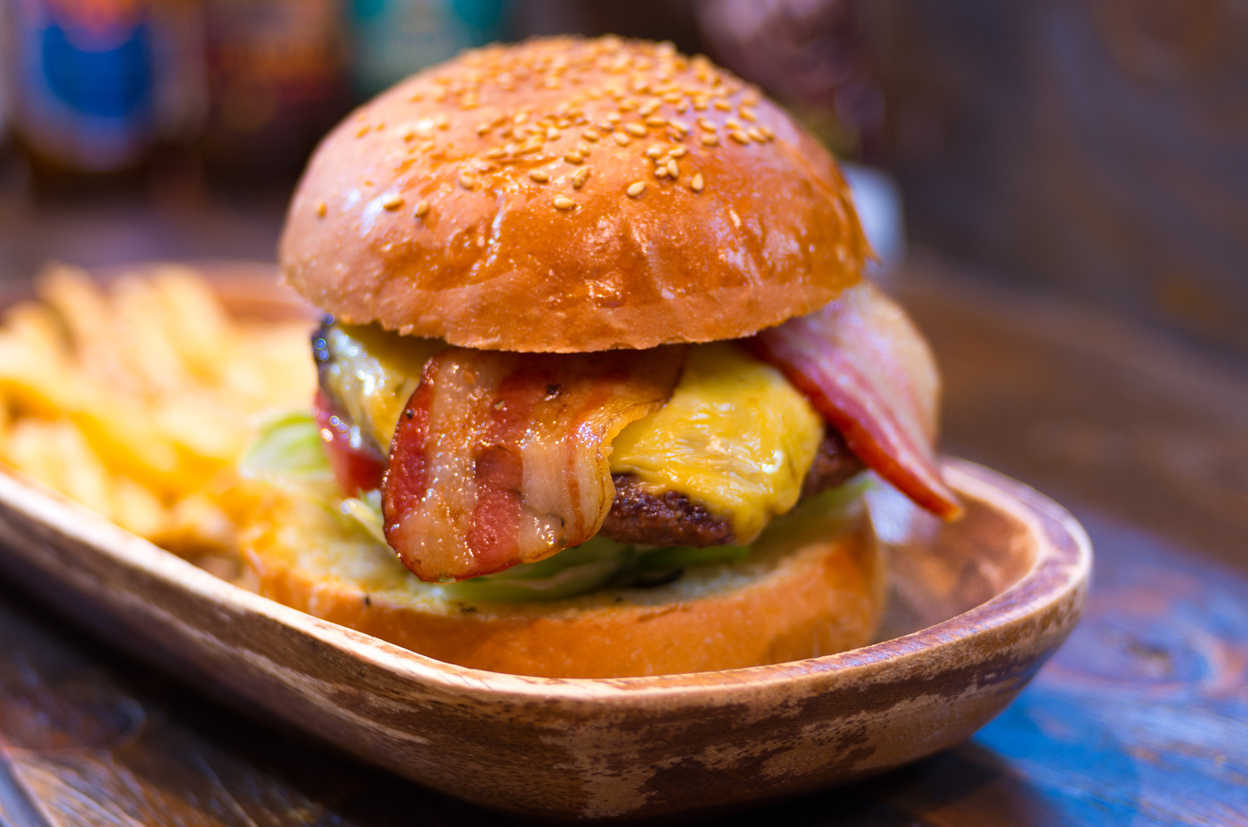 写真 : バーガーズカフェビーチ ストーリー （Burger's Cafe