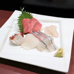 すし処かつや - お造り