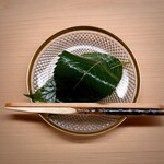 道人 - 桜餅も、塩が効いて本当に美味でした。これなら大好きです。