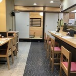 Ningyouchou danzushi - テーブル2〜8席