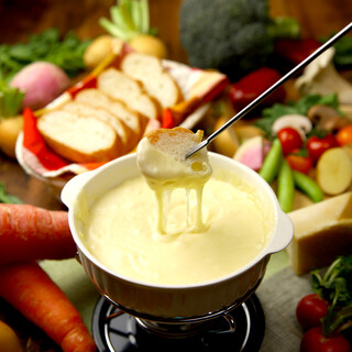 All-you-can-eat cheese fondue