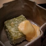 Akanezaka Oonuma - 蕗の薹の揚げ豆腐　口いっぱいに、そして鼻にも抜けていく蕗の薹の香り♡ 一度素揚げしてからすり潰しているからこそ、エグミが全く無く、蕗の薹の良いトコ取りです。　