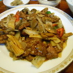 四川料理 川府 - 牛肉黒胡椒炒め