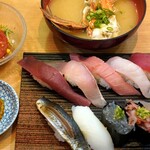 沼津魚がし鮨 - 近海寿司　2,090円