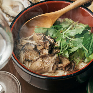 牡蠣嫌いも虜にする渾身の創作牡蠣料理！ランチは訳アリでお得♪