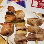 Kushidori - 鳥精肉 150円・三元豚の豚精肉 150円・新生姜豚巻き155円