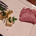 Bar Lasile  - お通し。豚タンが美味しかった！