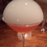 Bar Lasile  - コスモポリタン。バブルの中はフルーツの香り。映ますねー！