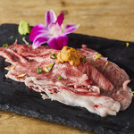 A4 grade Japanese beef large-sized Uniku Sushi
