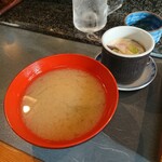 Nishikizushi - セットに付く碗物（味噌汁）と茶碗蒸し♪
