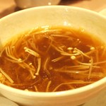 北京遊膳 - フカヒレスープ