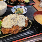 静岡郷土料理 やきとり 丸鶏HAKOZAKI - 