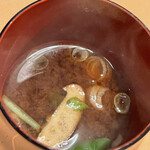 ステーキハウス キッチンリボン - 味噌汁