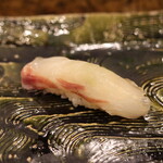 にぎり鮨 一五〇 - 天然桜鯛