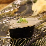 にぎり鮨 一五〇 - 白魚