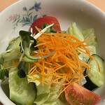 ステーキハウス キッチンリボン - サラダ