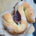 Boulangerie coco de chou chou - あんバターフランス(240円)です。