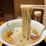 SOBA HOUSE 金色不如帰 - 真鯛と蛤の塩そば 1000円