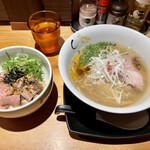 SOBA HOUSE 金色不如帰 - 真鯛と蛤の塩そば 1000円、煮豚丼 450円