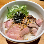 SOBA HOUSE 金色不如帰 - 煮豚丼 450円