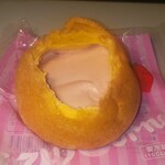 銀座コージーコーナー - ジャンボシュークリーム(あまおう苺)