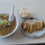 オーモリラーメン - 今日の昼食です