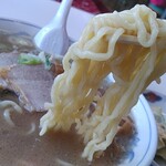オーモリラーメン - 麺リフト