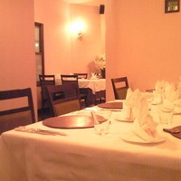 RISTORANTE REGA - やわらかなピンク色が優しい雰囲気