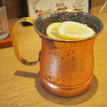 肉汁餃子と190円レモンサワー 難波のしんちゃん - レモンサワー