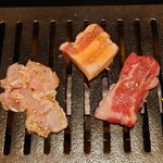 Tokachi Ha-Bu Gyuu Yakiniku Mommon - 