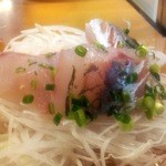 松栄寿司 中野店 - アジ刺身