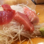 松栄寿司 中野店 - 特別に仕入れてくれたマグロ刺身三種